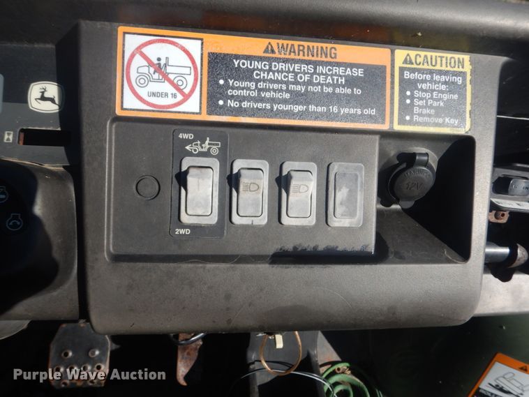 image for item JG9098 John Deere XUV  utility vehicle