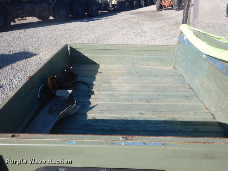 image for item JG9098 John Deere XUV  utility vehicle