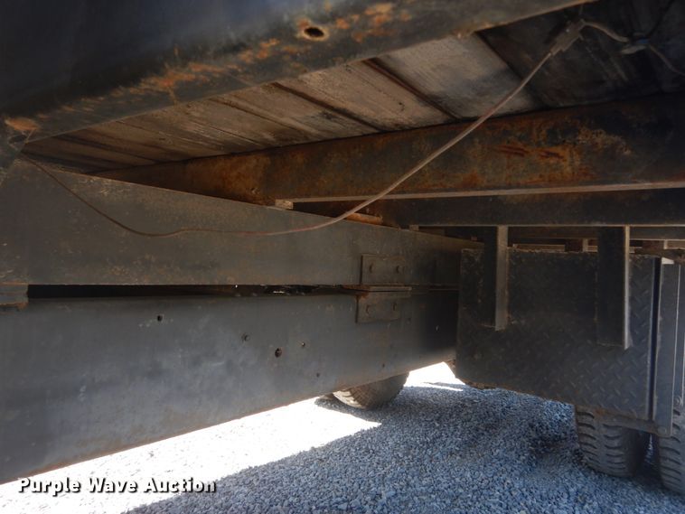 image for item JG9100 1976 Ford F600  dump flatbed truck