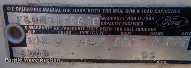 image for item JG9100 1976 Ford F600  dump flatbed truck