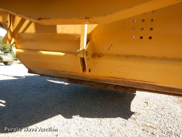 image for item JG9102 2007 Caterpillar 627G  conventional scraper