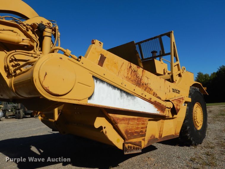image for item JG9102 2007 Caterpillar 627G  conventional scraper