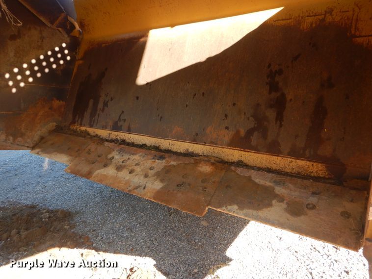 image for item JG9102 2007 Caterpillar 627G  conventional scraper