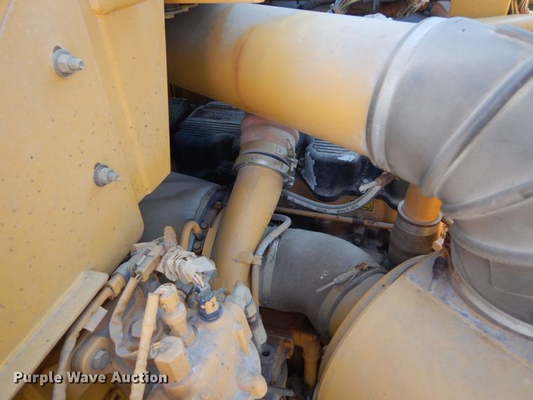 image for item JG9102 2007 Caterpillar 627G  conventional scraper