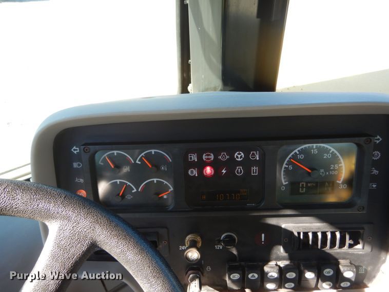 image for item JG9102 2007 Caterpillar 627G  conventional scraper