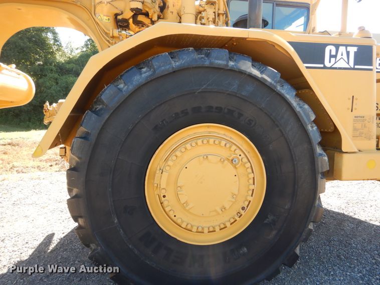 image for item JG9102 2007 Caterpillar 627G  conventional scraper