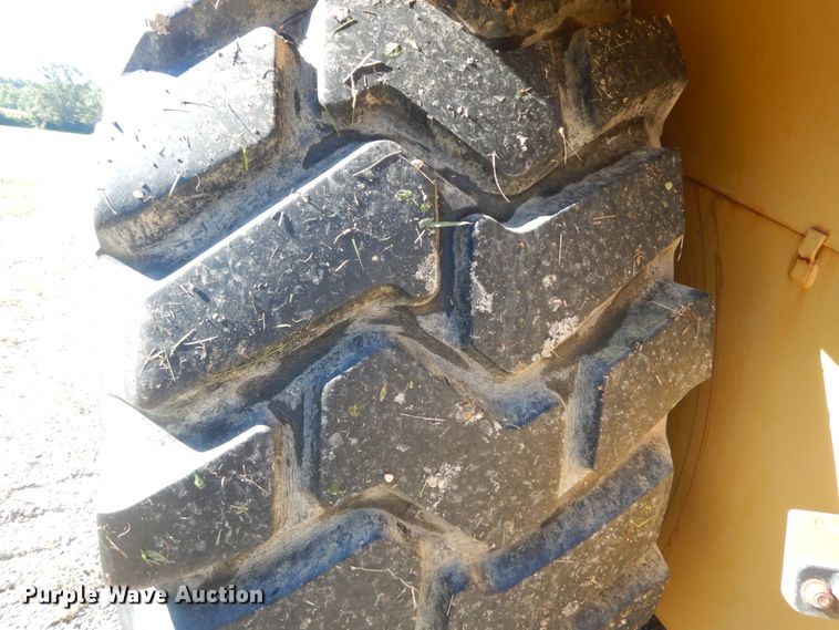 image for item JG9102 2007 Caterpillar 627G  conventional scraper