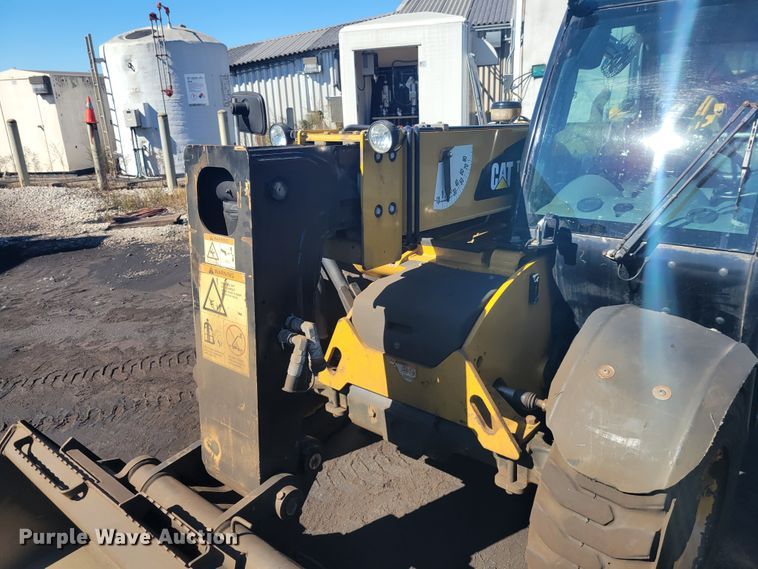 image for item JG9126 2015 Caterpillar TH255C  telehandler