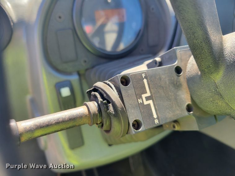 image for item JG9126 2015 Caterpillar TH255C  telehandler