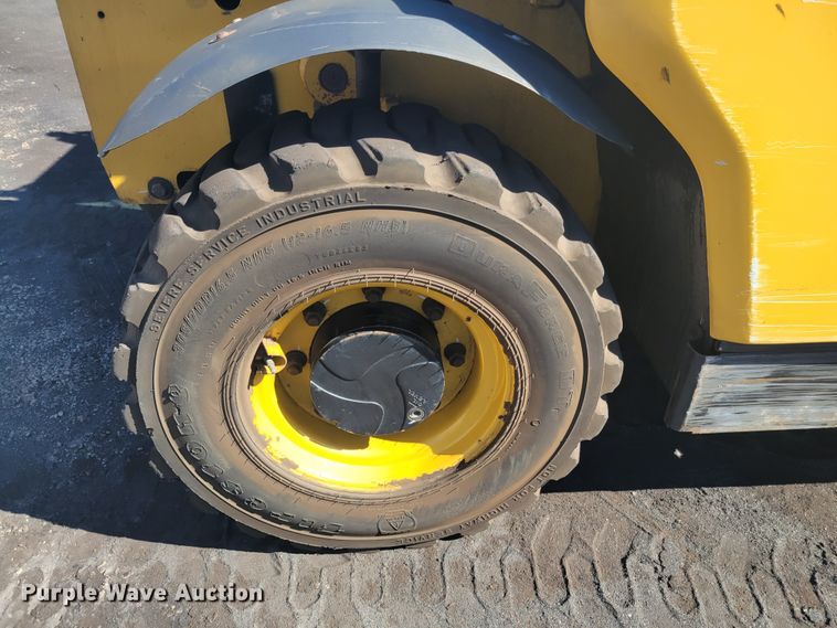 image for item JG9126 2015 Caterpillar TH255C  telehandler