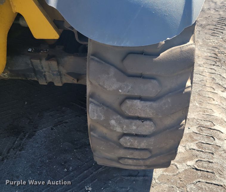 image for item JG9126 2015 Caterpillar TH255C  telehandler