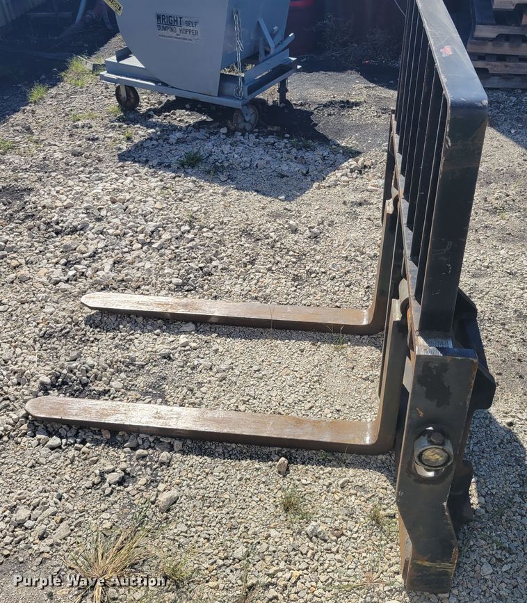 image for item JG9126 2015 Caterpillar TH255C  telehandler