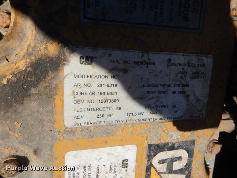 image for item JG9129 2002 GMC 7500  rollback truck