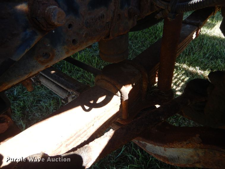 image for item JG9129 2002 GMC 7500  rollback truck