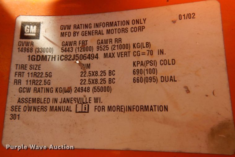 image for item JG9129 2002 GMC 7500  rollback truck