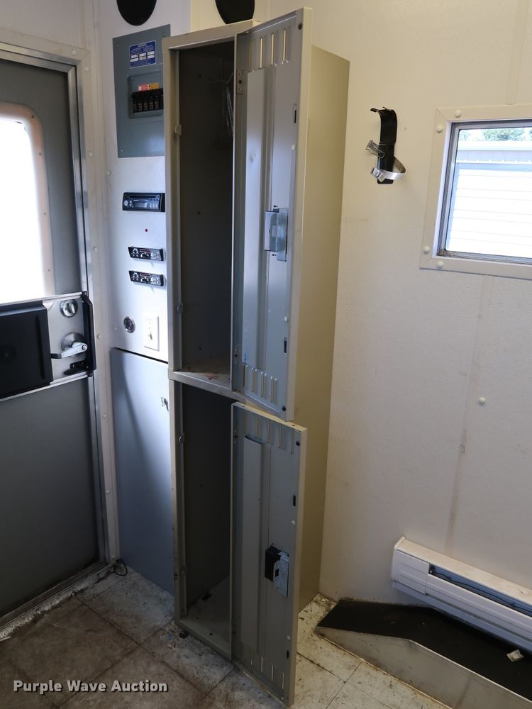 image for item JP9384 1999 Fiber Trucks & Trailers  fiber optic splicing trailer