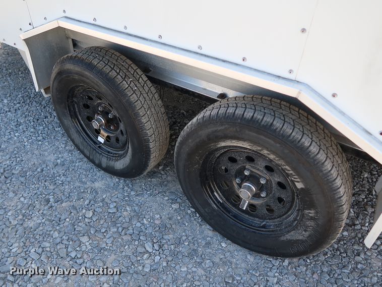 image for item JP9384 1999 Fiber Trucks & Trailers  fiber optic splicing trailer