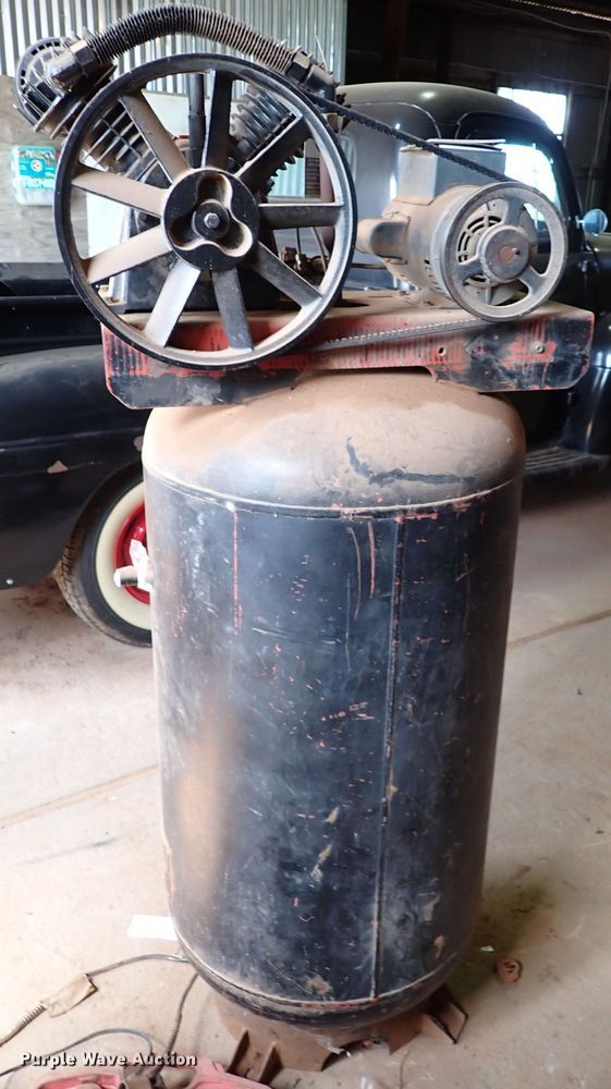 image for item JP9394 Craftsman  air compressor