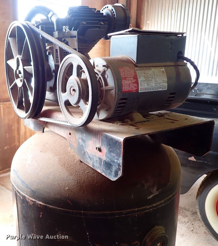 image for item JP9394 Craftsman  air compressor