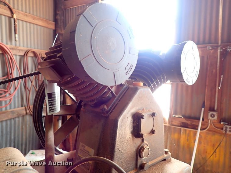 image for item JP9394 Craftsman  air compressor