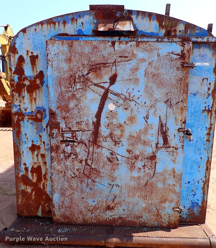 image for item JP9404 Storage building