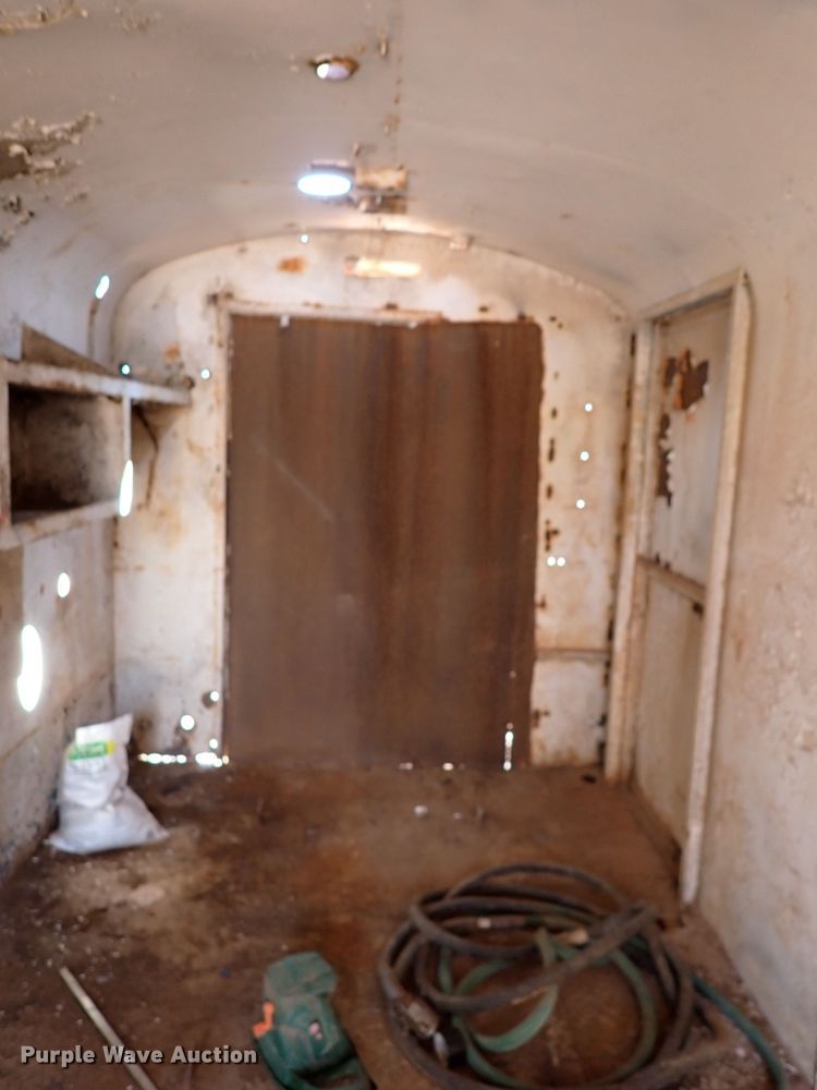 image for item JP9404 Storage building