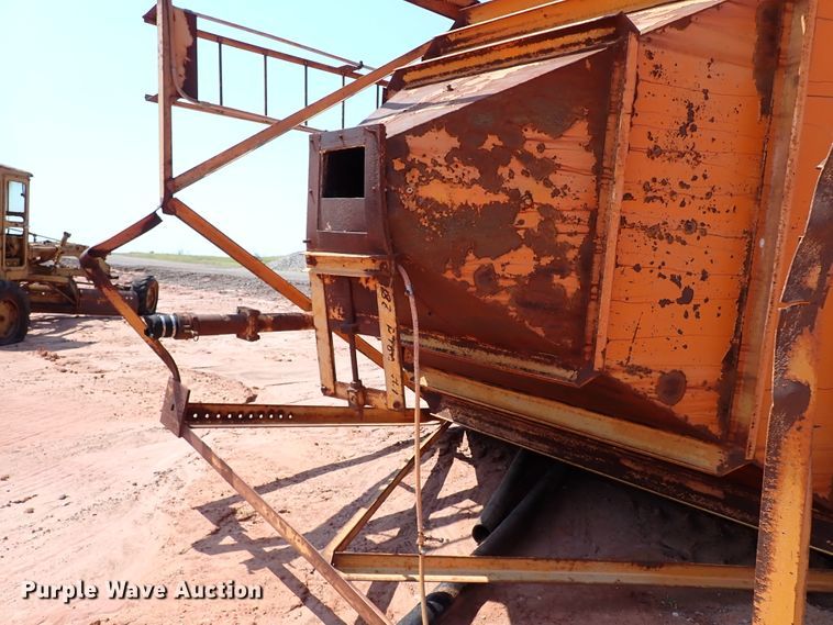 image for item JP9408 Silo