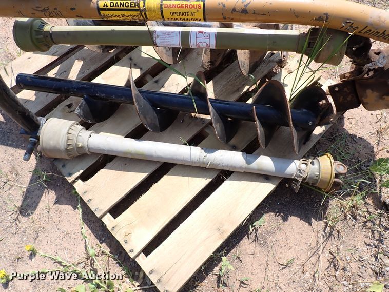 image for item JP9426 Leinbach L7200  post hole auger