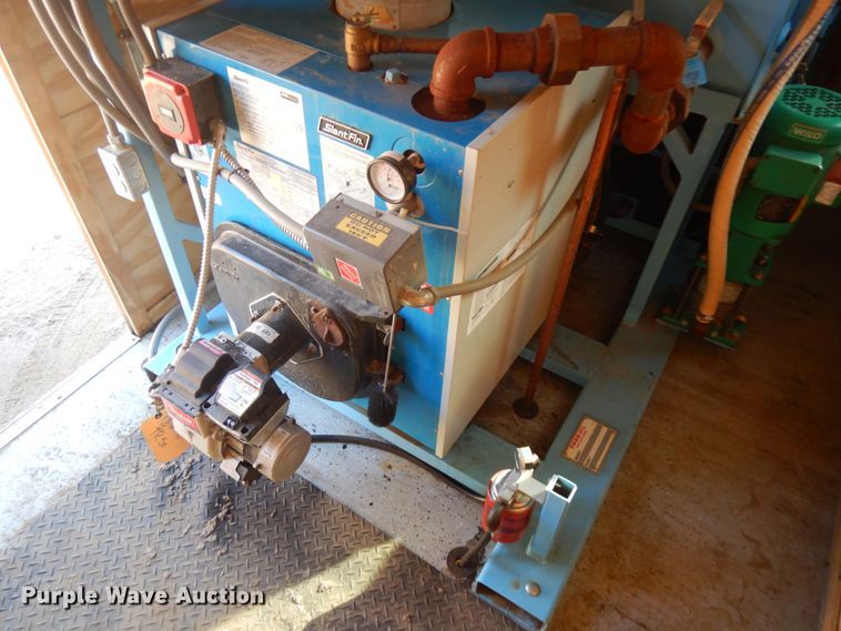 image for item JQ9150 2014 Lark United  enclosed cargo trailer with ground thaw machine