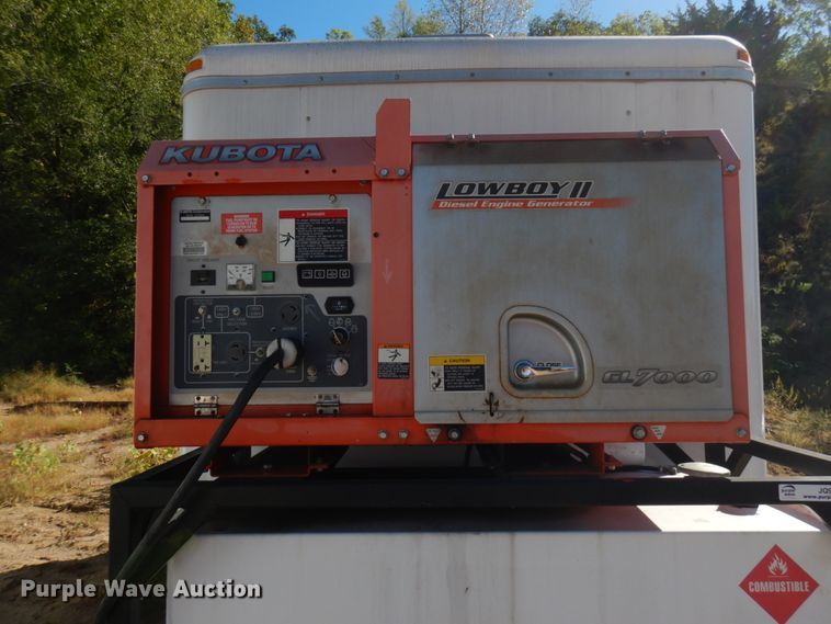 image for item JQ9153 2014 Lark United  enclosed cargo trailer with ground thaw machine