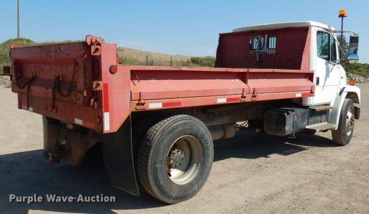 image for item JQ9175 1999 Freightliner FL70  dump truck