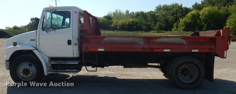 image for item JQ9175 1999 Freightliner FL70  dump truck