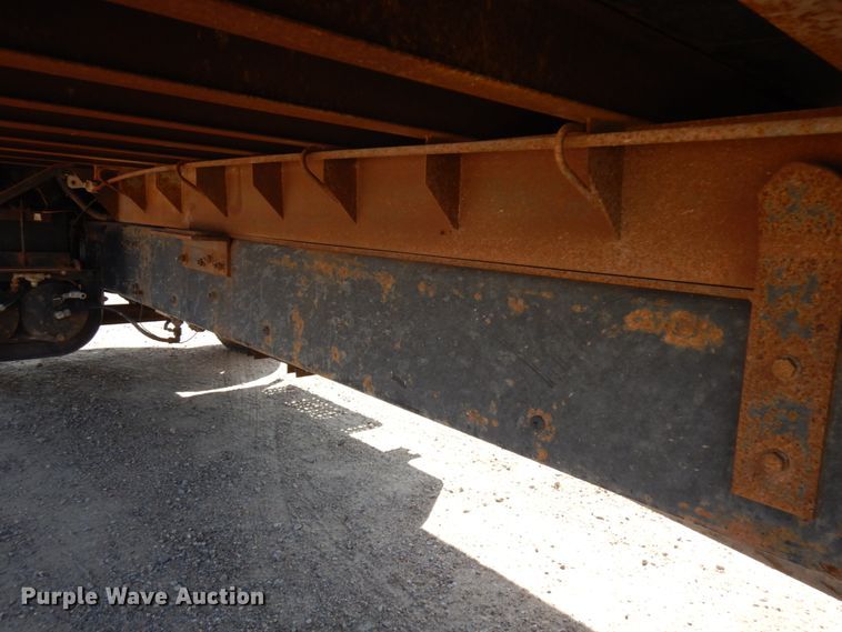 image for item JQ9175 1999 Freightliner FL70  dump truck