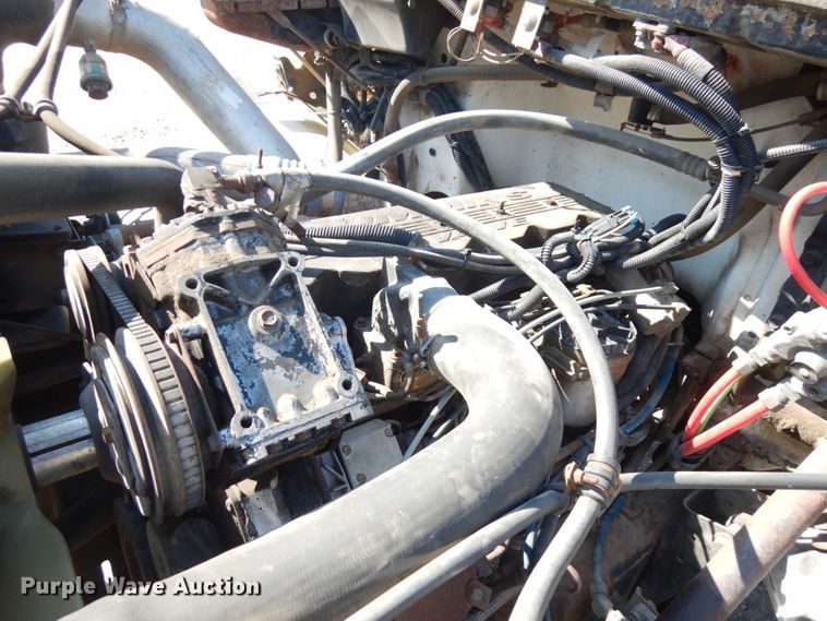 image for item JQ9175 1999 Freightliner FL70  dump truck