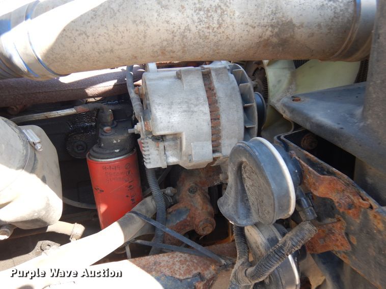 image for item JQ9175 1999 Freightliner FL70  dump truck