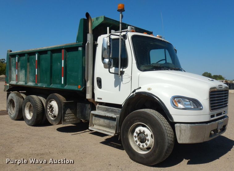 image for item JQ9179 2010 Freightliner Business Class M2  dump truck