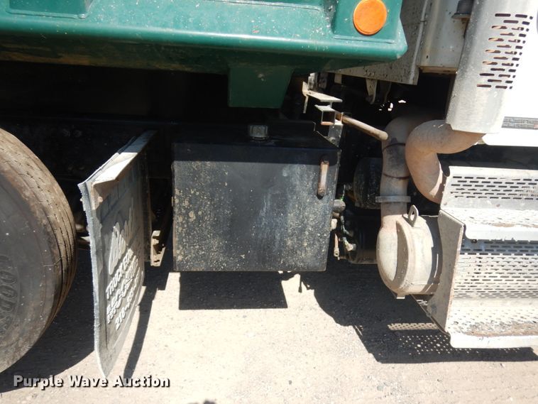 image for item JQ9179 2010 Freightliner Business Class M2  dump truck