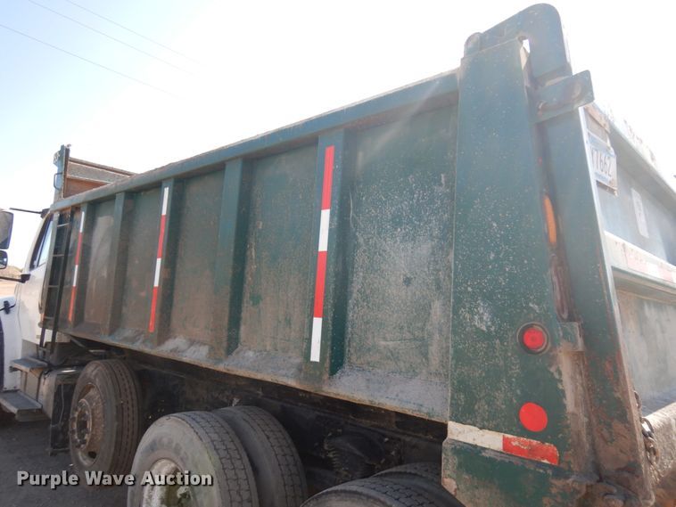 image for item JQ9179 2010 Freightliner Business Class M2  dump truck