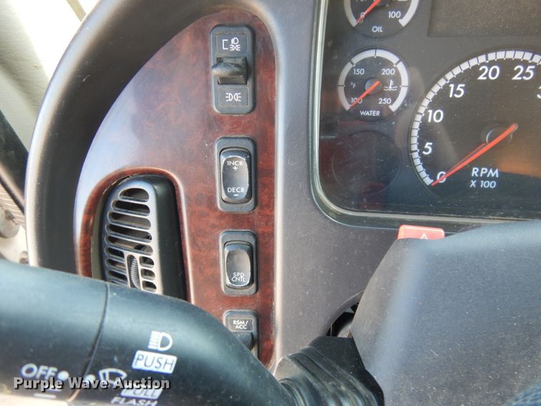 image for item JQ9179 2010 Freightliner Business Class M2  dump truck