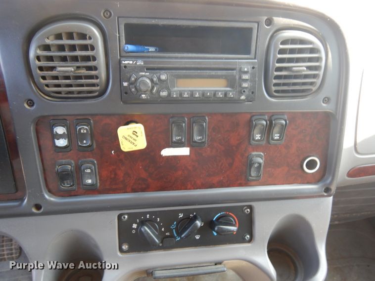 image for item JQ9179 2010 Freightliner Business Class M2  dump truck