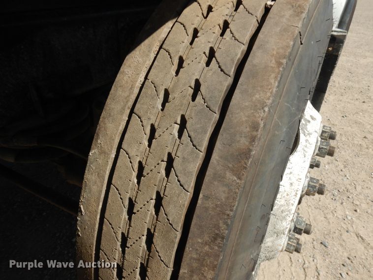 image for item JQ9179 2010 Freightliner Business Class M2  dump truck