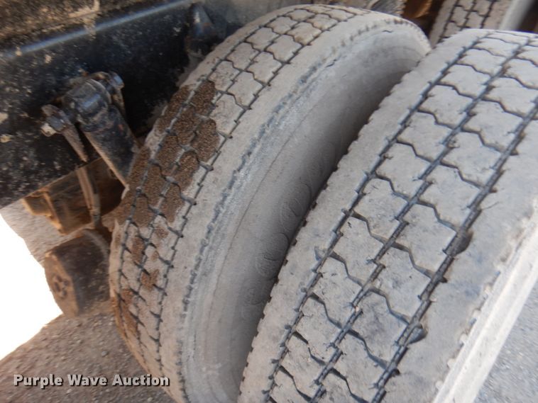 image for item JQ9179 2010 Freightliner Business Class M2  dump truck