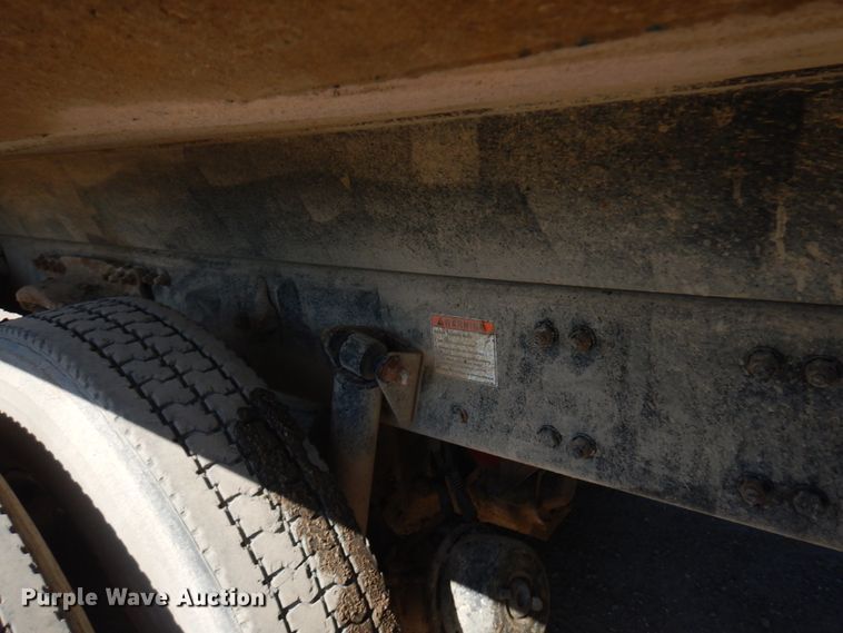 image for item JQ9180 2010 Freightliner Business Class M2  dump truck