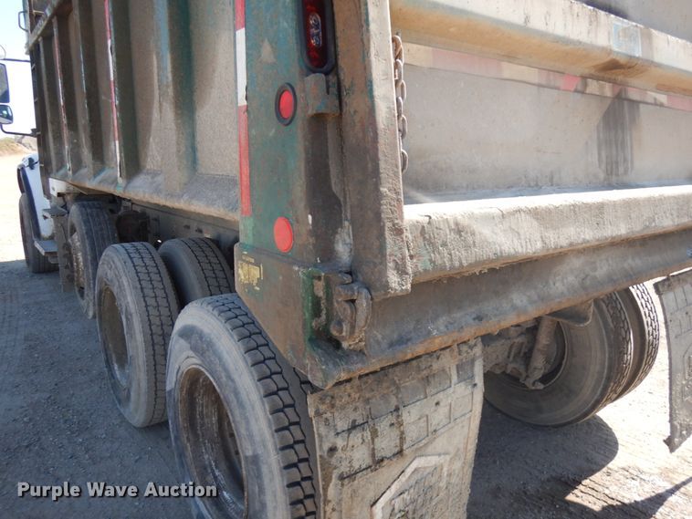 image for item JQ9180 2010 Freightliner Business Class M2  dump truck