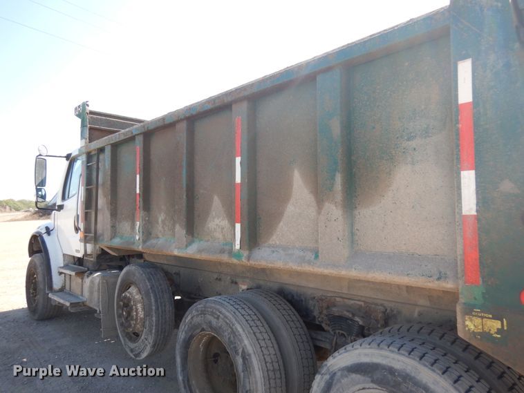 image for item JQ9180 2010 Freightliner Business Class M2  dump truck