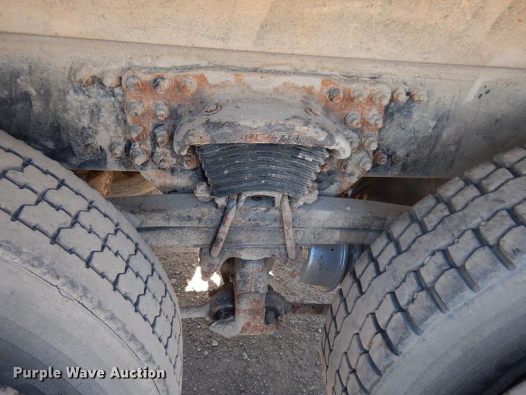 image for item JQ9180 2010 Freightliner Business Class M2  dump truck