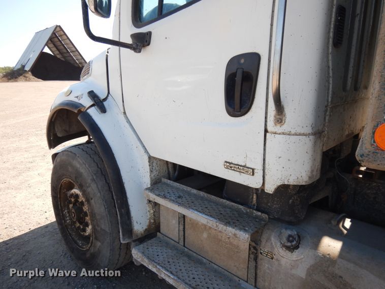 image for item JQ9180 2010 Freightliner Business Class M2  dump truck