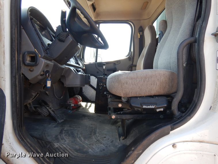 image for item JQ9180 2010 Freightliner Business Class M2  dump truck