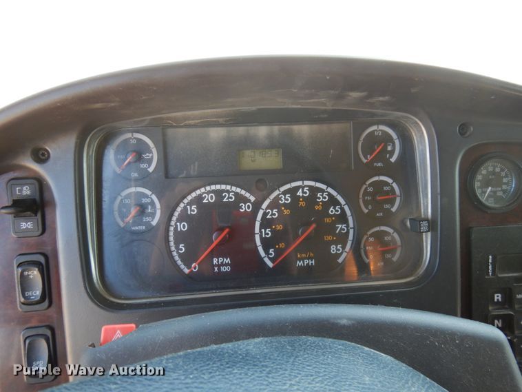 image for item JQ9180 2010 Freightliner Business Class M2  dump truck