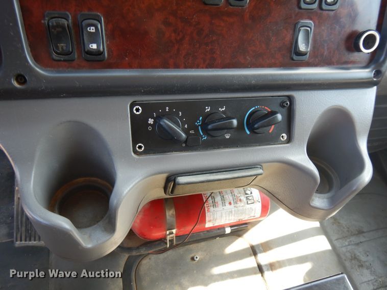 image for item JQ9180 2010 Freightliner Business Class M2  dump truck